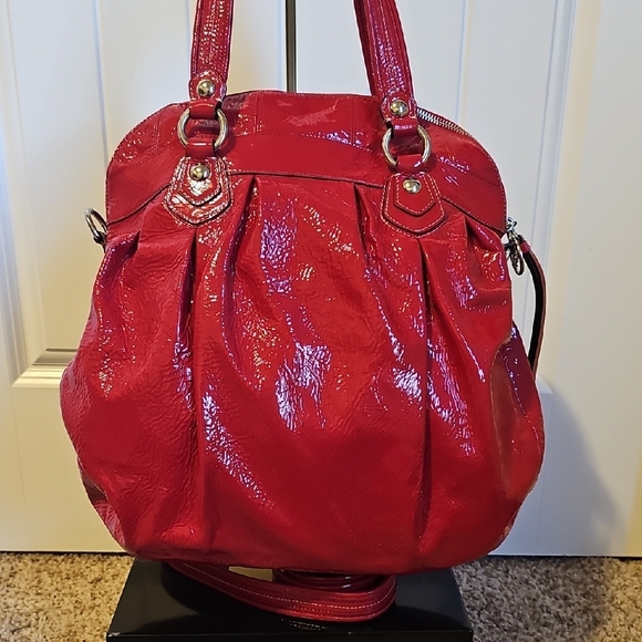 Coach 2010 Limited Edition Red Liquid Leather Poppy “Valentine” Large Tote EUC - Picture 7 of 14